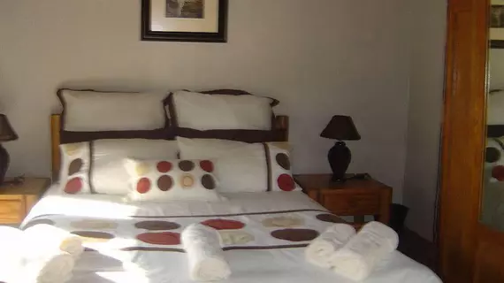 Airport Modjadji Guesthouse | Gauteng - City of Tshwane - Johannesburg (ve civarı) - Kempton Park