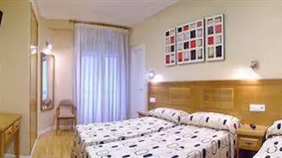 Hostal Santillan | Madrid Özerk Topluluğu - Madrid (ve civarı) - Madrid