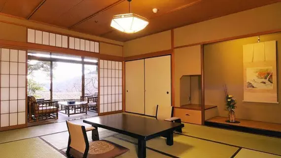 Atami Taikanso Hotel | Şizuoka (idari bölge) - Atami