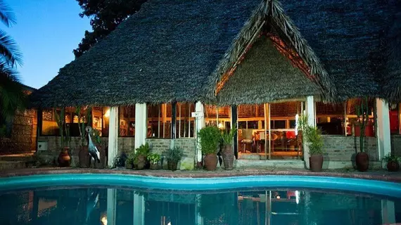 L'Oasis Lodge & Restaurant | Arusha Bölgesi - Arusha