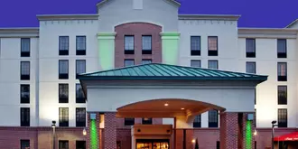 Holiday Inn Hotel & Suites Newport News