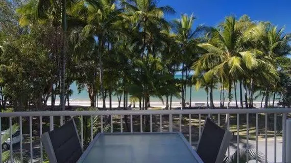 Agincourt Beachfront Apartments | Queensland - Cairns - Cairns (ve civarı) - Clifton Beach