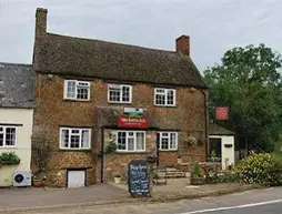 The Gate Hangs High | Oxfordshire (kontluk) - Banbury - Hook Norton