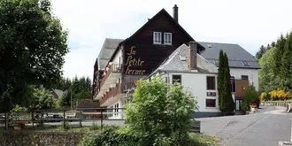 Qualys-Hotel Auberge De La Petite Ferme