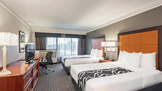 La Quinta Inn & Suites New Orleans Airport | Louisiana - New Orleans (ve civarı) - Kenner - Kenner - Louis Armstrong Uluslararası Havalimanı