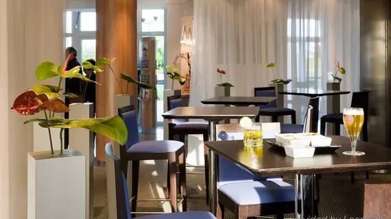 Novotel Bourges | Centre - Loire Vadisi - Cher (bölge) - Bourges