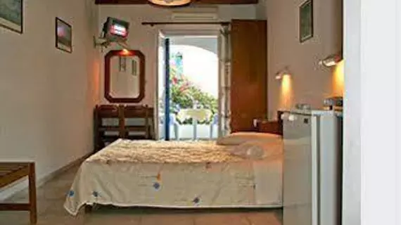 Pension Elena | Ege Adaları - Naxos