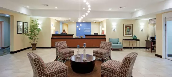 Holiday Inn Express and Suites Meriden | Connecticut - Hartford (ve civarı) - Meriden