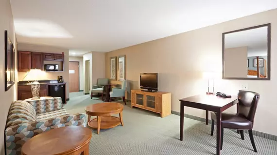 Holiday Inn Express and Suites Meriden | Connecticut - Hartford (ve civarı) - Meriden