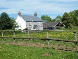 Ballas Farm Country Guest House | Galler - Monmouthshire - Cardiff (ve civarı) - Pyle - North Cornelly