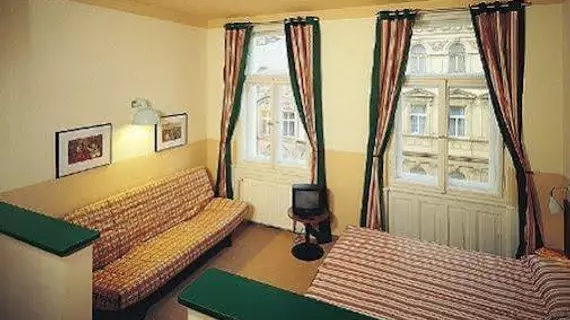 Hotel Residence Malá Strana | Prag - Městská čast Praha 5 (en büyük Prag ilçesi) - Smichov