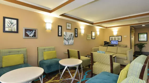 La Quinta Inn & Suites Greenwood | Indiana - Indianapolis (ve civarı) - Greenwood