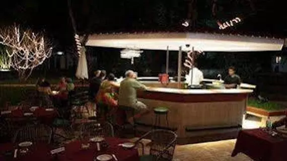 Granpa's Inn - Bougainvillea | Goa - Kuzey Goa - Anjuna