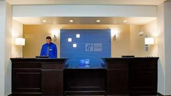 HOLIDAY INN EXPRESS & SUITES R | Saskatchewan - Regina