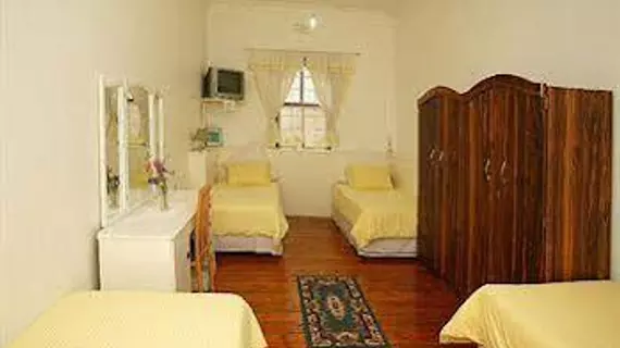 District Six Guesthouse | West Coast DC - Drakenstein - Cape Town (ve civarı) - Cape Town - City Bowl - Cape Town Şehir Merkezi