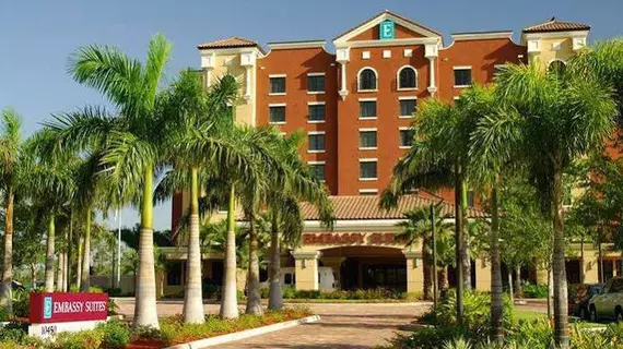 Embassy Suites Fort Myers - Estero | Florida - Fort Myers (ve civarı) - Estero