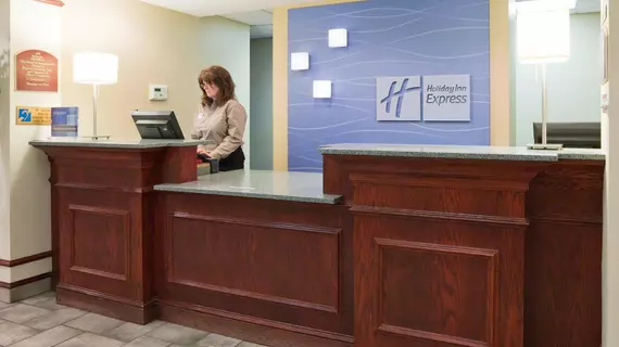 Holiday Inn Express & Suites Superior | Wisconsin - Superior