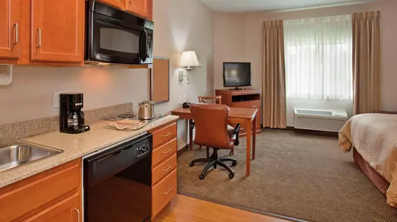 Candlewood Suites Kansas City Airport | Missouri - Kansas City (ve civarı) - Kansas