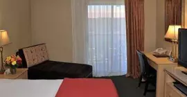 Oxford Inn & Suites Lancaster | Kaliforniya - Los Angeles County - Lancaster (ve civarı)