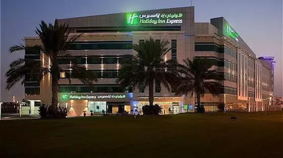 Holiday Inn Express Dubai Airport | Dubai - Dubai