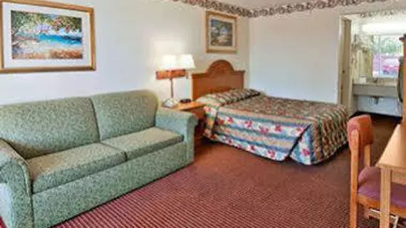 Days Inn Fort Myers South/Airport | Florida - Fort Myers (ve civarı) - Fort Myers