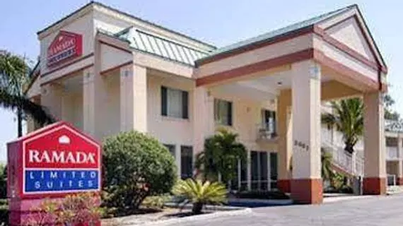 RAMADA LIMITED & SUITES - CLEARWATER | Florida - St. Petersburg - Clearwater (ve civarı) - Clearwater