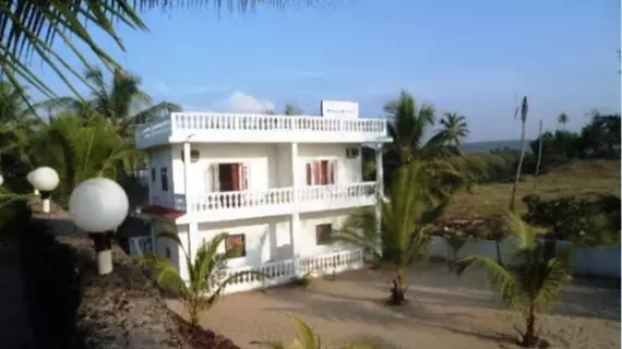 Mandrem Beach Resort | Goa - Kuzey Goa - Mandrem