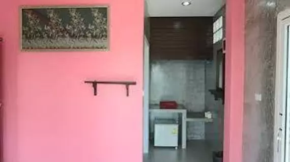 Pinky Bungalows | Krabi İli - Ko Lanta