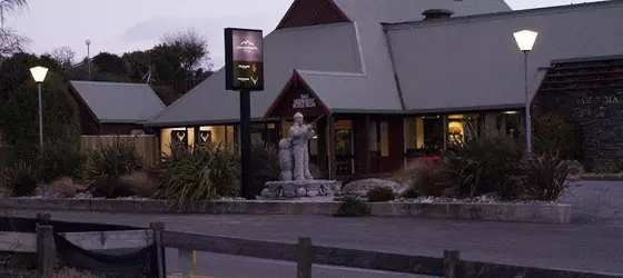 Lake Hawea Hotel | Otago - Hawea Gölü