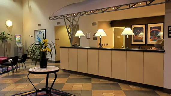 Clarion Suites Maingate | Florida