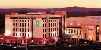 Embassy Suites Hot Springs - Hotel & Spa