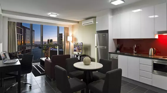 Meriton Serviced Apartments Adelaide Street | Queensland - Brisbane (ve civarı) - Brisbane - Brisbane Merkezi İş Bölgesi