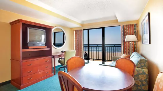 Holiday Inn Express Hotel & Suites Virginia Beach Oceanfront | Virginia - Norfolk - Virginia Beach (ve civarı) - Virginia Beach