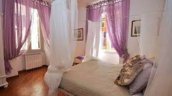 Holiday Apartment Rome - Colosseum | Lazio - Roma (ve civarı) - Roma Kent Merkezi - Monti