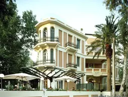 Kefalari Suites