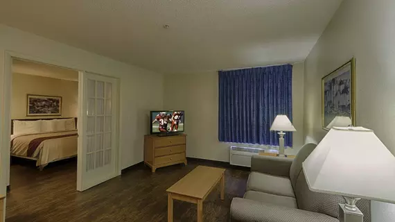 Red Roof Inn & Suites Savannah Airport | Georgia - Savannah (ve civarı) - Pooler