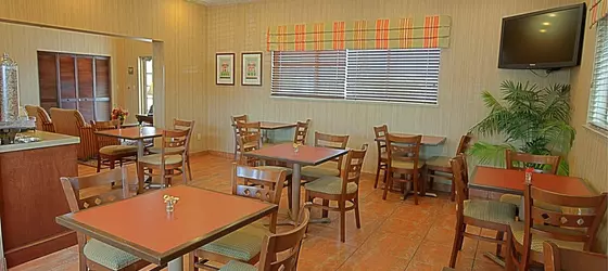 Best Western Port St. Lucie | Florida - Vero Beach (ve civarı) - Port Saint Lucie