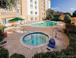 La Quinta Inn & Suites Dallas North Central