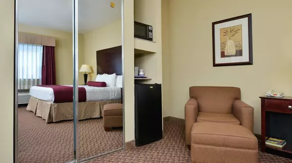 Best Western Plus Burleson Inn & Suites | Teksas - Fort Worth (ve civarı) - Burleson