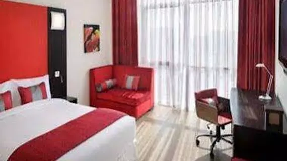 Ramada Encore Doha | Doha (ve civarı) - Doha