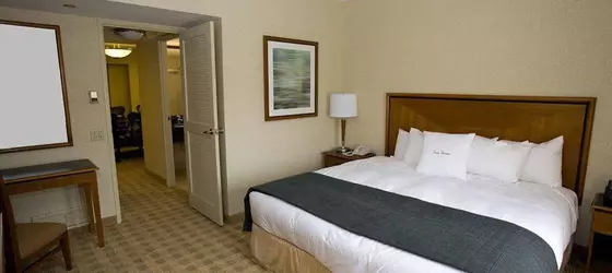 DoubleTree Suites by Hilton Hotel & Conference Center Chicago-Downers Grove | İllinois - Downers Grove