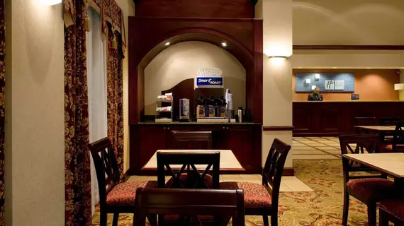 Holiday Inn Express Hotel & Suites Dallas Fort Worth Airport South | Teksas - Dallas (ve civarı) - Irving