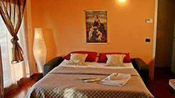 La Marina Risthotel | Lombardy - Bergamo - Bergamo (ve civarı) - Pontida - Gromlongo