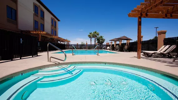 La Quinta Inn & Suites Las Vegas Airport South | Nevada - Clark County - Las Vegas (ve civarı) - Las Vegas - Paradise