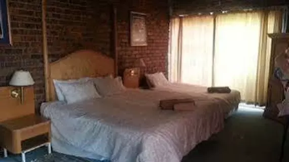 Ancient Windmill Guesthouse | Gauteng - City of Tshwane - Johannesburg (ve civarı) - Benoni