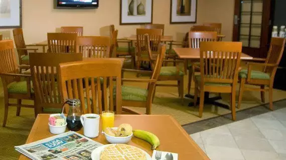 Phoenix Inn & Suites Lake Oswego | Oregon - Portland (ve civarı) - Lake Oswego