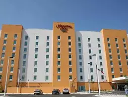 Hampton Inn by Hilton-Queretaro Tecnologico | Queretaro - Queretaro (ve civarı) - Queretaro