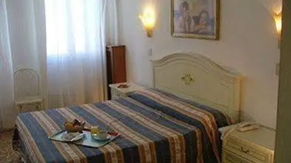 Hotel Airone | Toskana - Floransa (il) - Floransa - Novoli - San Donato