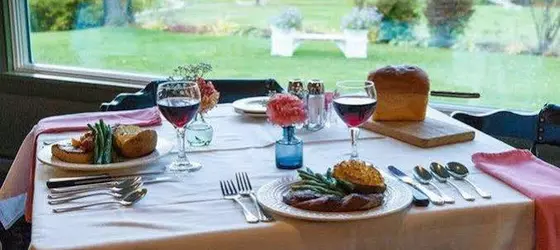 Town & Country Inn & Resort | New Hampshire - Gorham