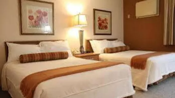 Brentwood Inn and Suites | Minnesota - Rochester (ve civarı) - Rochester